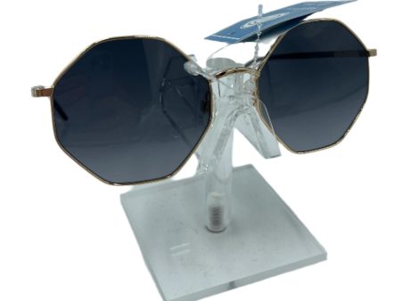 Sunglasses Designer By Love Moschino Discount